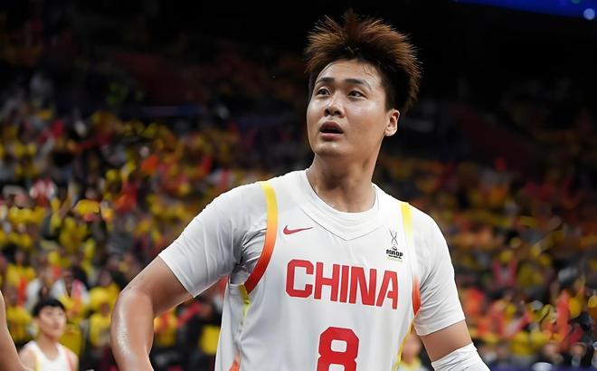 首回合战铁人染黄的是胡睿宝，姜至鹏目前仅3黄本轮无需停赛