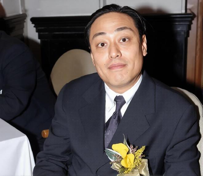 巴西队球迷一致认为,裁判偷走了胜利,我们可是五星