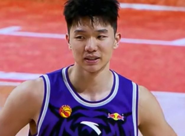 年龄造假，禁赛3年！中国篮协开出大罚单！易建联再被网友提及