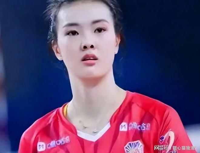 周润发徐小凤罕同框李锦记家族豪宅!奢华私宅内景百件古董藏品首曝光