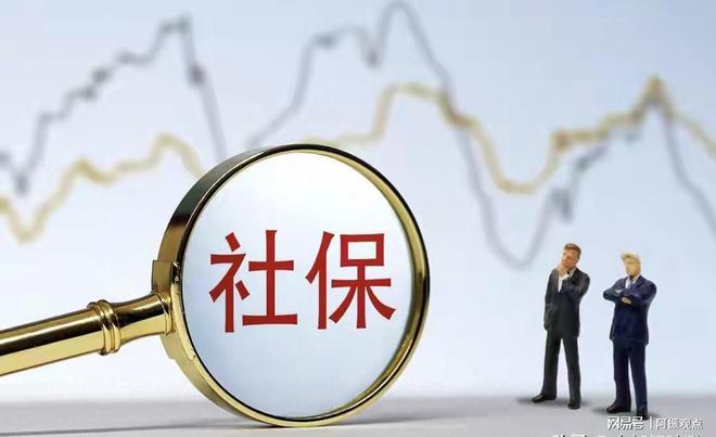 皇马仅4人是非卖品!名单公布 穆帅无情清洗冗员:多人赖着不想走