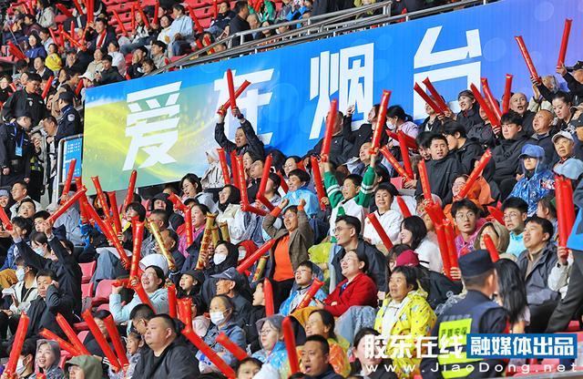 53年后,纽约尼克斯队再夺NBA总冠军!球迷沸腾了