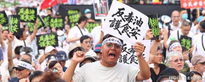 38岁刘亦菲抱小狗亮相七夕!整个娱乐圈都安静了,只知道她颜值高,却不知她还有一个好习惯