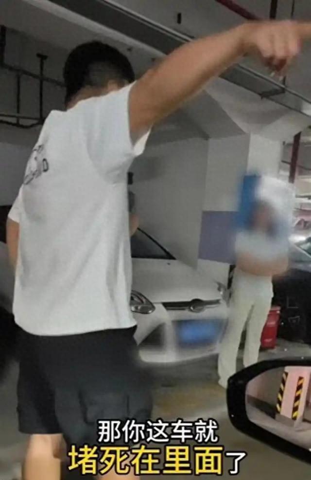 险中取胜！莱巴金娜鏖战2小时33分钟取北美硬地开门红