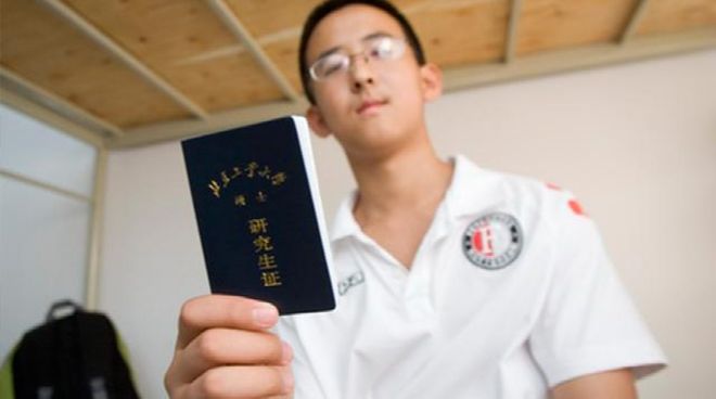 小卡时隔2679天回归21+5!猛龙50分狂胜尼克斯 巴恩斯19分