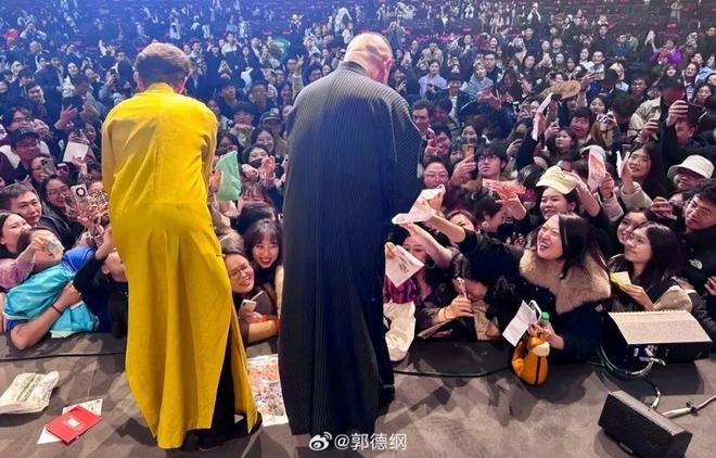 一声叹息,自复出以来,大坂直美屡进巡回赛决赛,屡遭败北