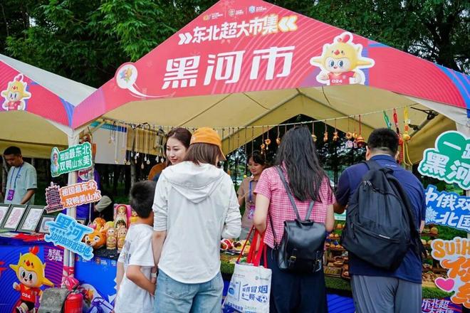 杜峰也没想到,在清华附中读书的儿子,如今15岁就开始为自己争光