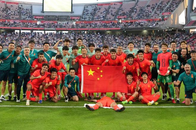 宣布了!四冠前锋落选!中国男篮最新21人名单