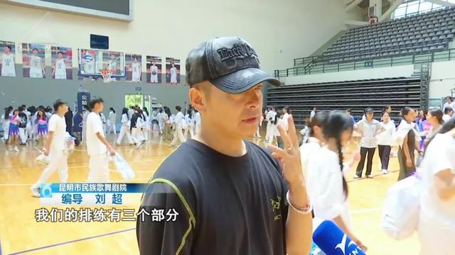 西班牙不想赢?全场慢悠悠,教练用人一塌糊涂,2将踢成卧底!