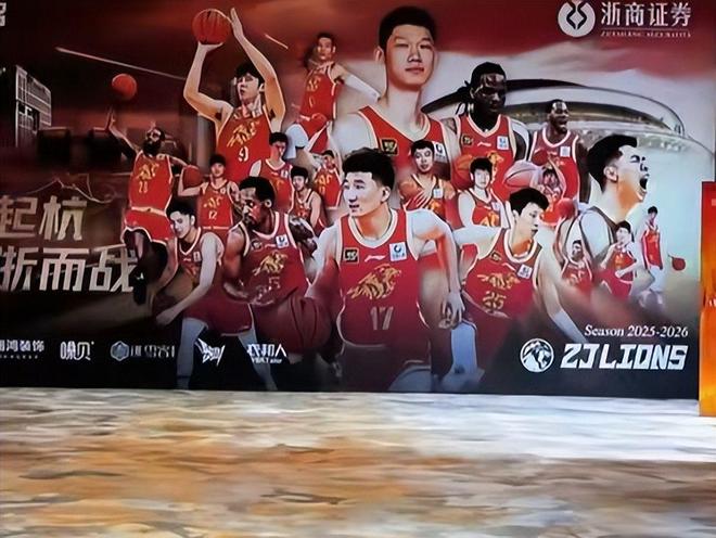 一个很残酷的真相:父弱母强的家庭,养出来的孩子,大多是这两种