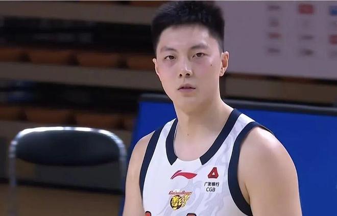 比赛失利后挥拳击打对手，乒乓球运动员曹彦灏被处罚并禁赛1年