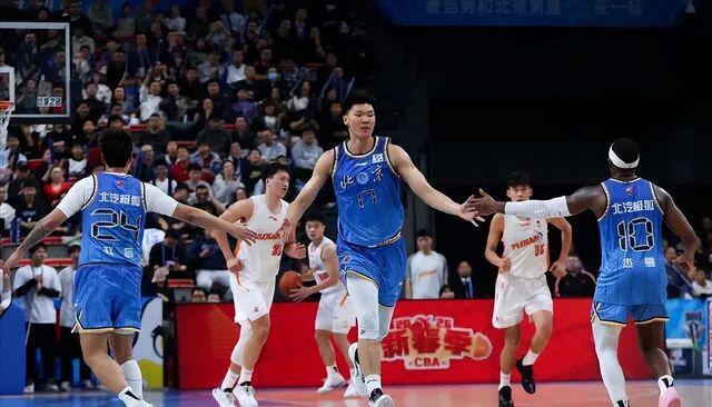 125亿美元天价易手！洛杉矶湖人队刷新职业体育最高估值纪录