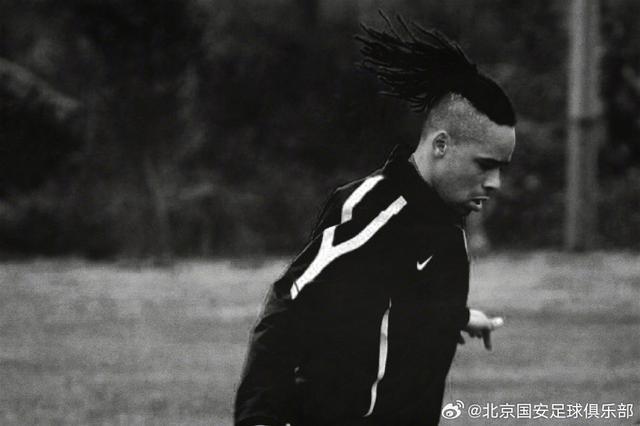 山东高速男篮官宣,新援法耶加盟球队