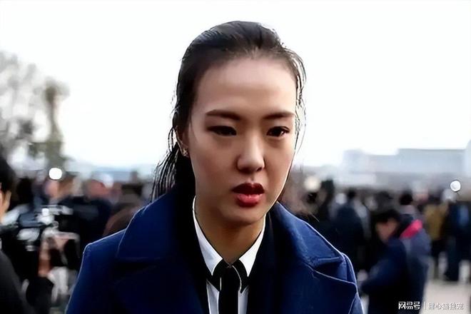 从1986年到现在,萨卡里母女同闯巡回赛决赛,双双遗憾止步亚军