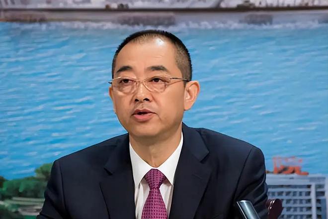 学长姚明坐不住了！上交逆天打板三分绝杀清华