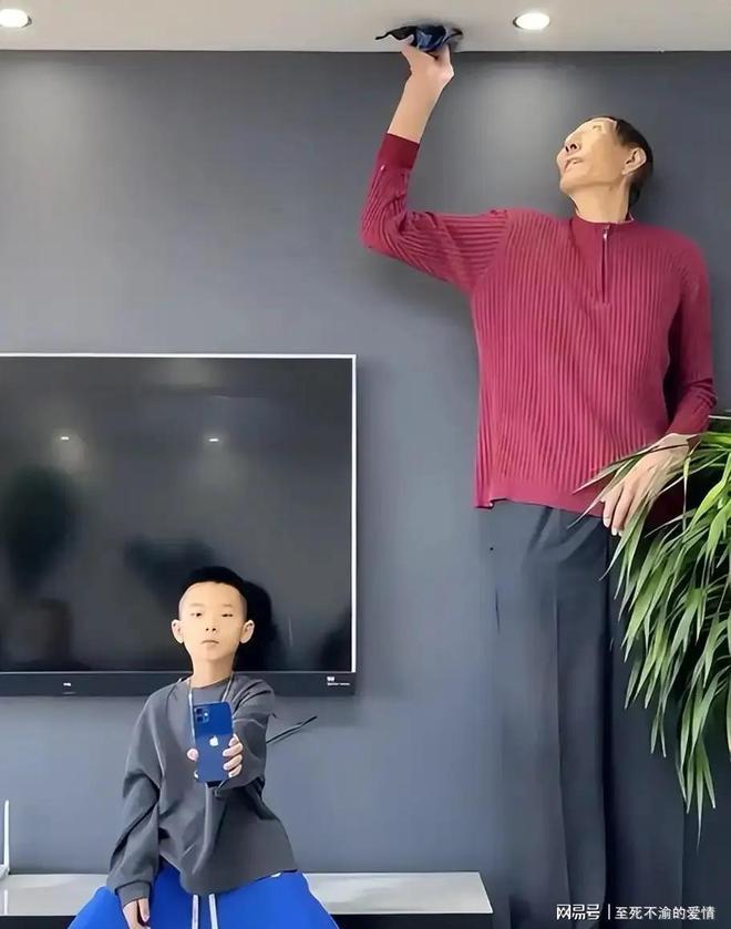 哈登续约骑士态度曝光!不觉得自己不被尊重 认为库明加沃特森很相似