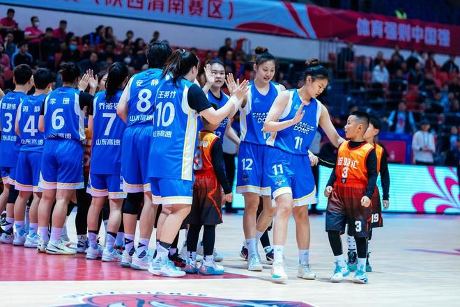 “鸠摩智”李国麟随蓉城远征客场:我最喜欢的韦世豪绝杀比赛