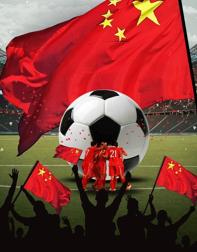 何晴去世9月,许亚军一家拍全家福继母关心,许何的表情说明问题