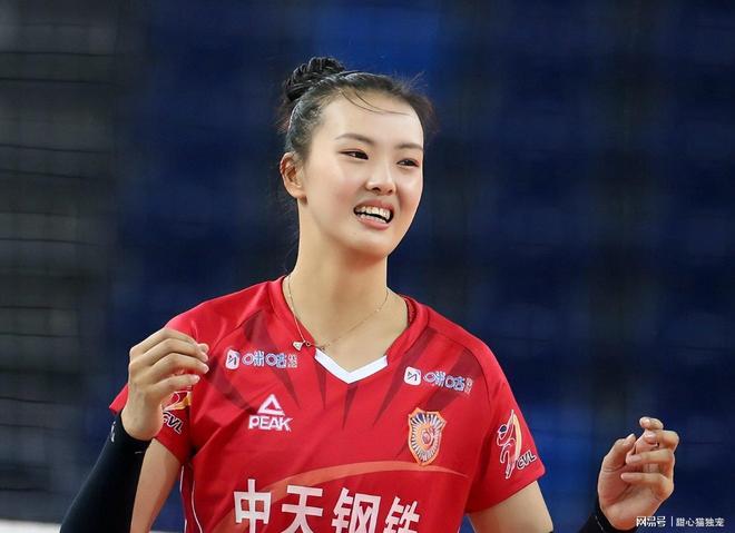 国家队首秀!赛后李弘权激动落泪