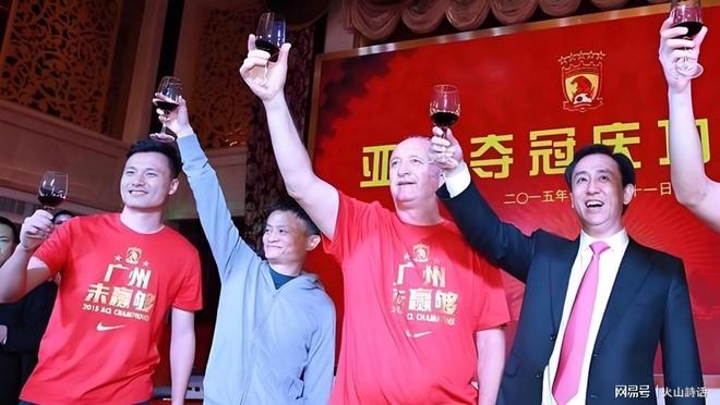 新绿茵场燃动乡村!齐家务镇高庄子村公益足球场迎来首场友谊赛