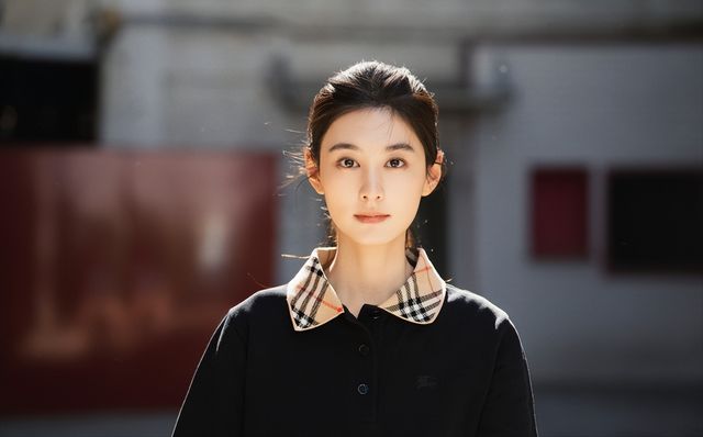 曝包贝尔与红衣美女酒店过夜,具体时间线全部被曝,去年才诞下二胎