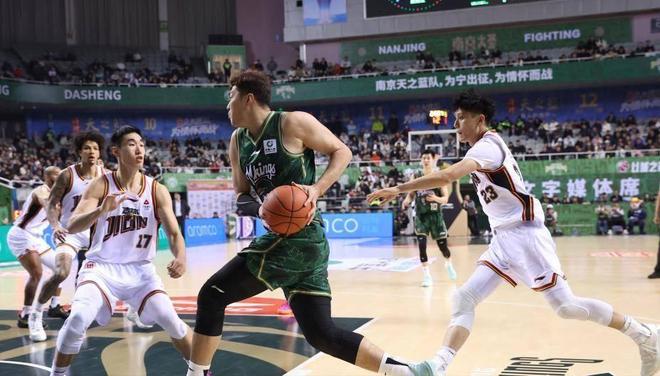 记者:消息人士淡化了富勒姆与阿韦洛亚谈判深入的说法