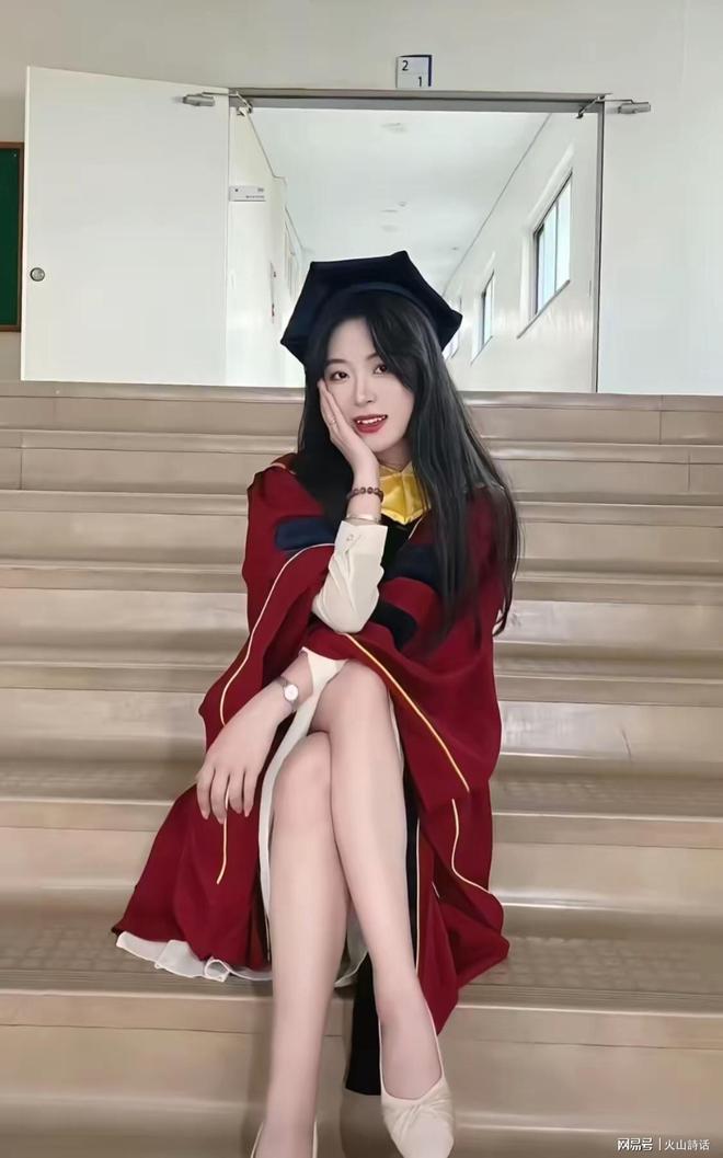 鹅腿阿姨的麻烦越来越大了